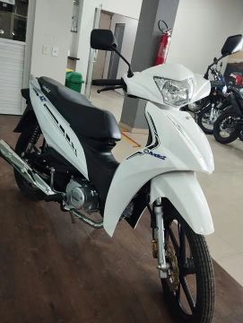 MOTO COM 100 REAIS DE ENTRADA 