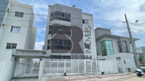 Apto mobiliado para aluguel no bairro Village