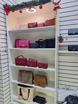 Guarda roupas, estante 
