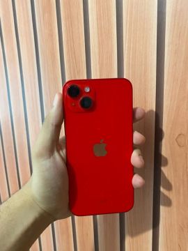  IPhone 14 Plus 128Gb, cor vermelha. 