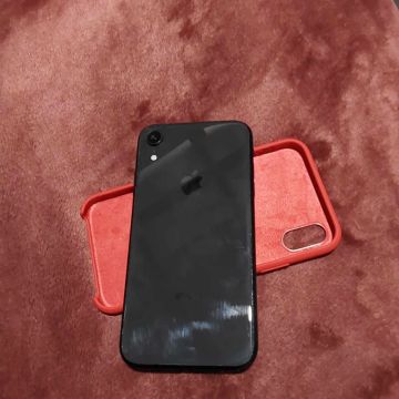 V/T IPhone XR 128 GB.