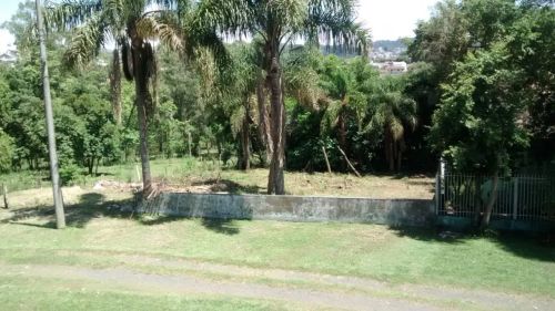 Terreno com área verde em área privativa 