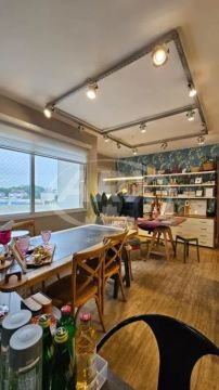 Apartamento de 70.0m² no bairro Vila Ipiranga, com