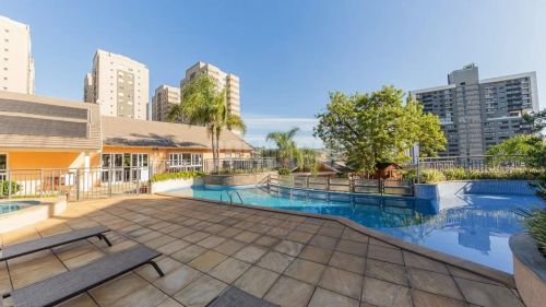 OPORTUNIDADE: CASA AMPLA E CONFORTÁVEL!