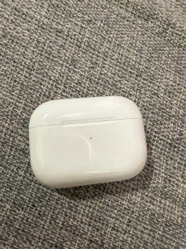 Apple AirPod Pro  (1 Geração)