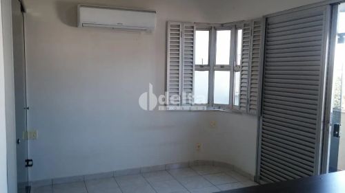 Apartamento disponível para Locação e Venda no bairro Lidice Uberlândia-MG