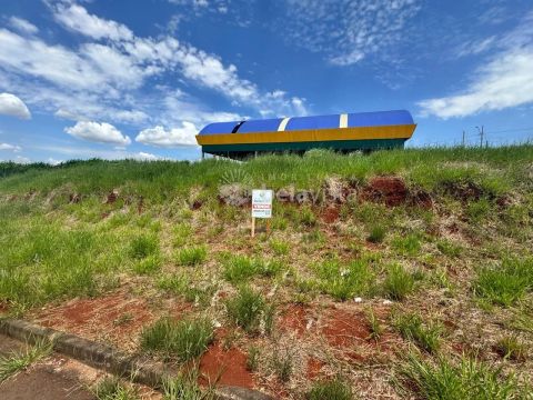 TERRENO COMERCIAL À VENDA NO FARIZ GEBRIM EM APUCARANA.