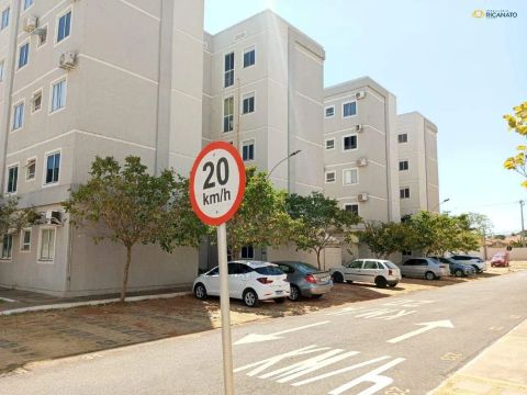 APARTAMENTO COM 02 QUARTOS NA 806 SUL
