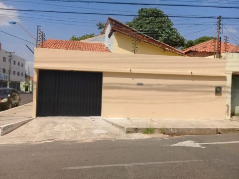 Teresina - Casa Padrão - Centro