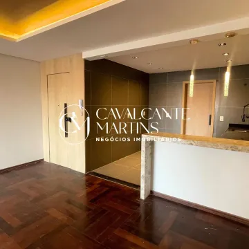 APARTAMENTO REFORMADO NA CIDADE DOS FUNCIONÁRIOS