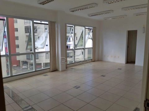 Andar Comercial no Centro de Florianópolis