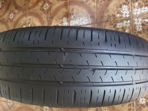 Vendo pneu com roda usado165/70/14