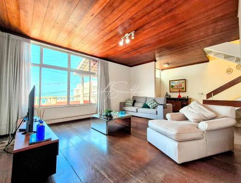 CASA RESIDENCIAL em SALVADOR - BA, AMARALINA