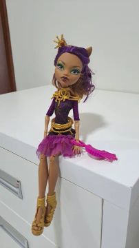 Boneca Monster High Clawdeen Wolf - monstros, câmera ação 
