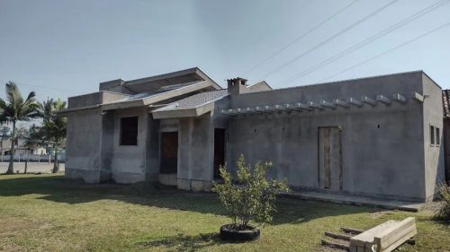 Gaspar, Oportunidade Única! Terreno amplo com construção iniciada!!