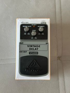 pedal delay behringer