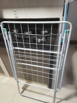 Varal de Roupa Retrátil para Banheiro