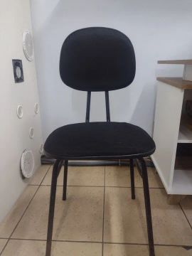 Cadeira de Escritório Preta