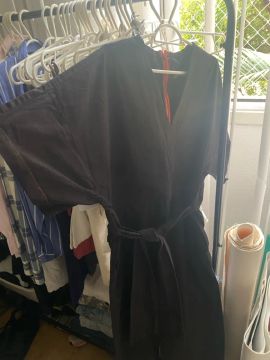 Macacão preto com amarração