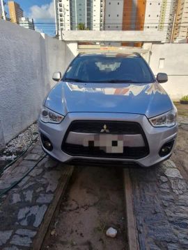 Mitsubishi ASX 2015 - Impecável Revisado