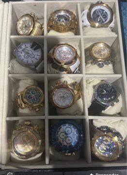 Lote de relógios de pulso masculino invicta e diesel