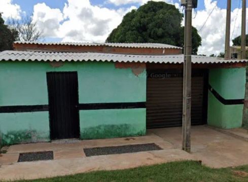 Vende-se ou troca por chácara perto de Campos Grande ms