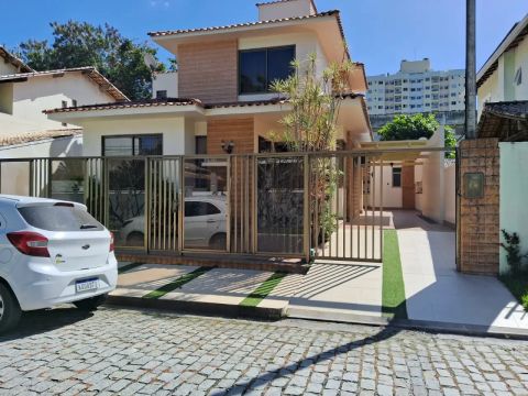 Imóvel para venda tem 195 metros quadrados com 3 quartos em Maria Paula - Niterói - RJ