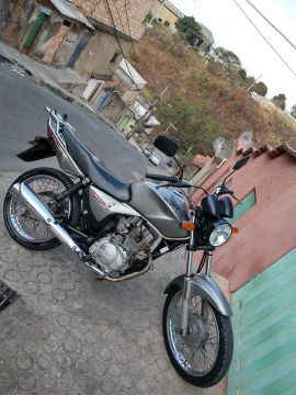 Honda CG 150 - impecável!