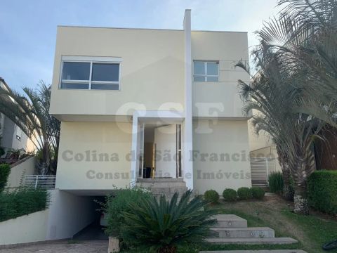 Casa com 400m² de construção, Lareira, 4 Suites, Garagem para 7 carros - Vila São Francisc