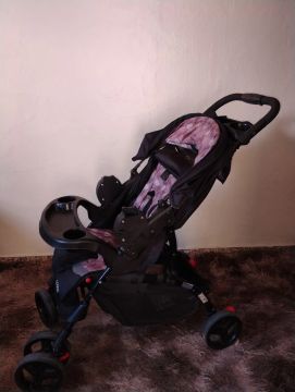 Carrinho de bebê Cosco