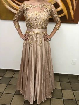 Vestido de festa dourado
