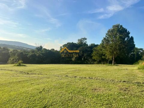 Terreno em Condomínio à venda, no Condomínio Village Ipanema II, em Araçoiaba da Serra, Co
