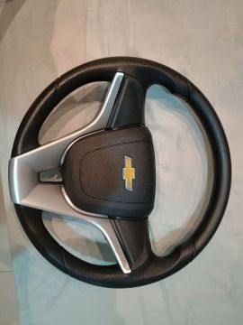 Volante Chevrolet Novo, por 260,00 reais.