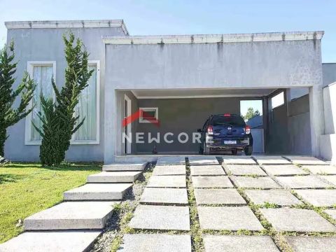 Casa de condomínio em Rua Espanha - Granja Cristiane - Vargem Grande Paulista/SP