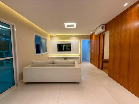 Lindo Apartamento Ponta da Areia Vista Mar