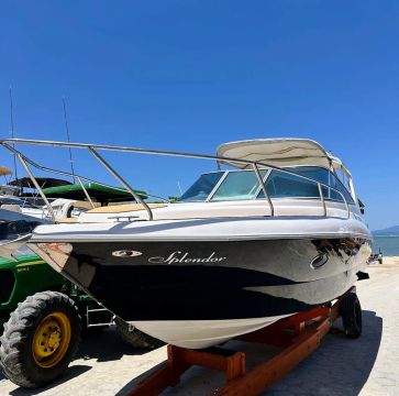 Lancha Triton 275