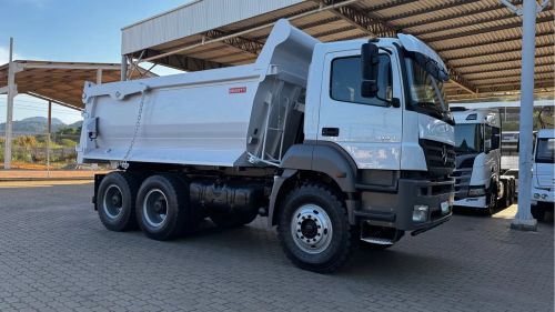  Mercedes Benz 4144 Caçamba