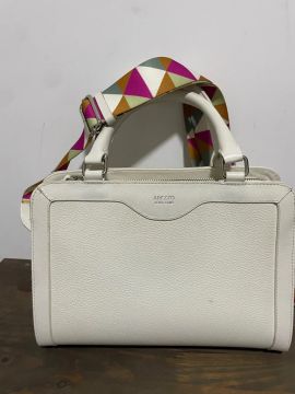 Bolsa Arezzo Branca de Couro