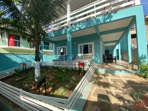 Casa para Venda em Arraial do Cabo, 4 dormitórios, 2 suítes, 5 banheiros, 4 vagas