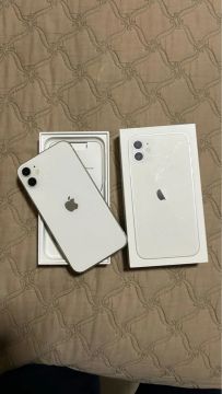 iPhone 11 - semi novo 