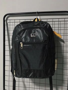 Mochila Preta - Ideal para o Dia a Dia R$ 50