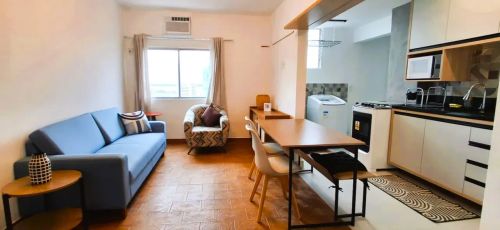 Centro, Apartamento Mobiliado/Climatizado, 2 Quartos, 2 Banheiros, Segurança.