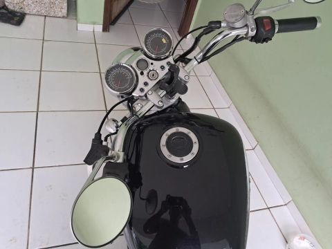 Moto Mirage 250 Kasinski 