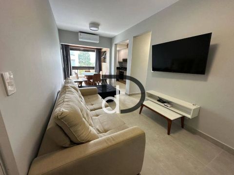 Apartamento 2 dorm. reformado disponível para locação de diárias módulo 4 em Riviera de Sã