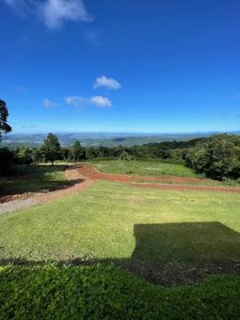 Chácara 10HA, casa linda na Montana vista maravilhosa de cinema da uma olhada 