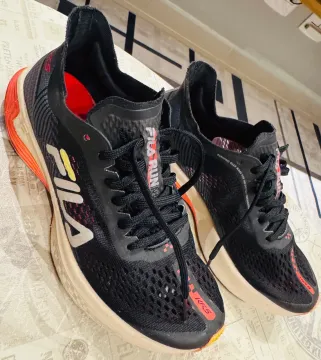 Tênis Fila KR5 Running - N 33/34 Preto com detalhes