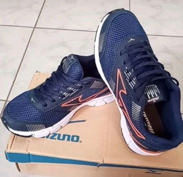 Tênis masculino Semi Novo