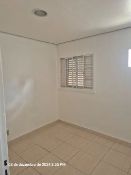 Condomínio Guaianas; 2 Quartos Flores