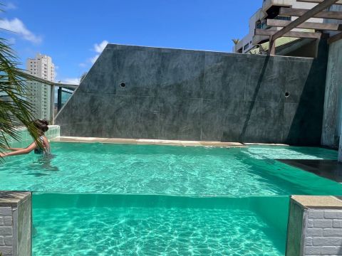 Aluguel Temporada piscina privada Wi-Fi