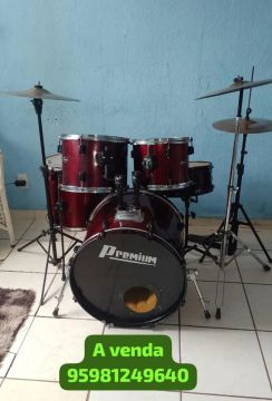 Vendo esta bateria musical